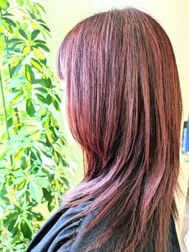 エッセンス(essence) ロングウルフレイヤー ーレッドピンクVERー