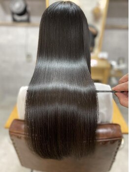 ナチュラル 名取店(Natural)の写真/【館腰駅徒歩1分】縮毛矯正、髪質改善特化サロン。髪に優しい薬剤で、ダメージを最小限に抑えてくれる！