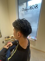 ハチマルハチ ナル 登戸店(808 nalu)&nbsp;極道パーマ/刈り上げショート