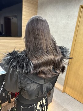 ラピス 大阪心斎橋店(Lapis) 透明感たっぷり！！ダークグレージュ！