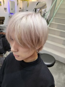 リリィ 北千住(Lily.) メンズ ホワイトピンクアッシュ