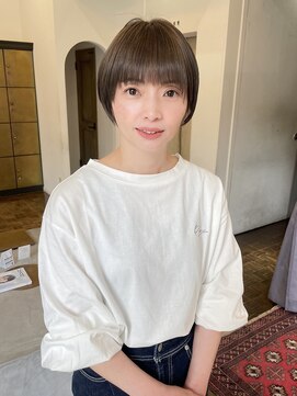 ヘアーアイスカルテット(HAIR ICI QUARTET) 小顔レイヤーカット大人可愛い透明感春カラーグレージュ