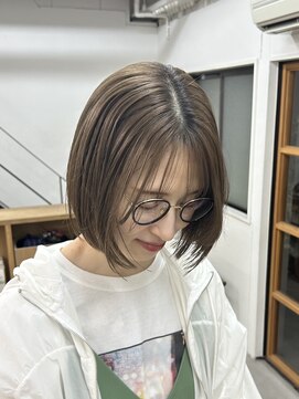 スタンド(stand) オリーブベージュボブ