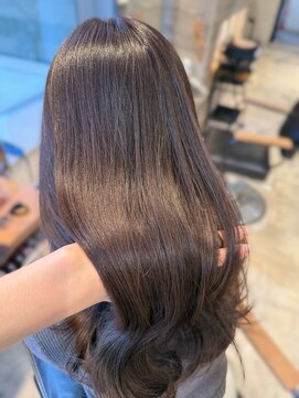 エヌアイ オモテサンドウ(ni omotesando) 透明感カラー チョコレートブラウン【肥田亜沙美】