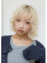 ソレイユトウキョウシブヤ(SOLEIL TOKYO shibuya) くせ毛風ウェーブブロンドボブ