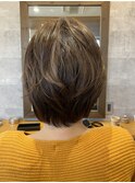 ショートボブ
