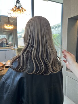 ロンド 表参道店(Lond) 人気のアウターカラー/ブリーチ逆インナーカラーが前髪インナー