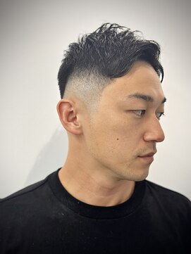 リバティシェアバーバー 銀座(LIBERTY SHARE BARBER) 【激推し】スキンビジネスショート