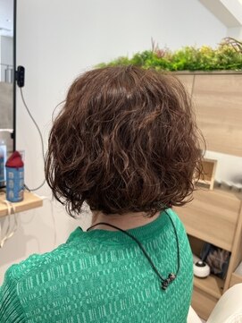 ウィスタリアフィールドプランシュ(WISTARIA FIELD-PLANCHES) ボブパーマ