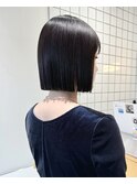 黒髪_切りっぱなし_タッセルボブ_ミニボブ