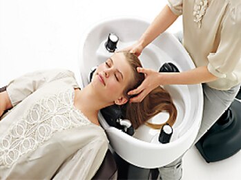 ギフトヘアーライフ(GIFT hair life)の写真/毎日頑張る自分へのご褒美に…♪頭皮の汚れをしっかり落とし、髪本来の健康と美しさを取り戻します◇