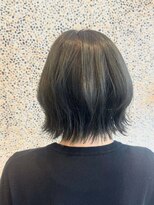 ベッラ(Bella) ボブひし形 オリーブグレージュ