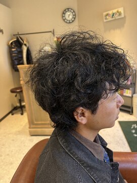 コーシェリ(Koselig) メンズパーマ