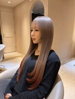 リリー 鷺沼店(RILLY)&nbsp;〈キシタクヘアー〉レイヤー×ホワイトグレージュ×ツートン