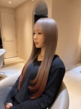 リリー 鷺沼店(RILLY) 〈キシタクヘアー〉レイヤーカット×ホワイトグレージュツートン