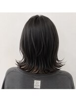 アンリエラ(Unliera)&nbsp;伸ばしかけミディアムレイヤー/アッシュグレー/松山美容室