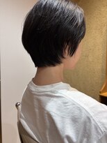 ブランク(BLANK)&nbsp;首元まで美しく見せるショートスタイル