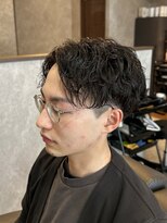 ザ クラン バイ ヘッドライト 仙台長町店(THE CLAN by HEADLIGHT) 【大人っぽく無造作】センターパート×ツイストスパイラル