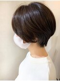 頭の形をよく見せるショート N