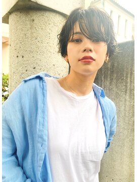 メーヴェ(Mowen) mowen 南堀江 クールショート×ブルーブラック×艶髪