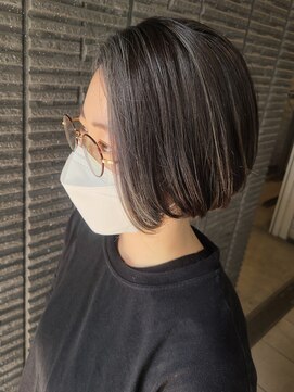 前髪なしショート フェイスフレーミング ハイライト アッシュ L シャムオーツー 国分寺 Cham O2 のヘアカタログ ホットペッパービューティー