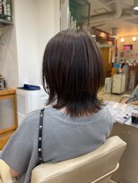 プラグ(Plug)&nbsp;大人くびれミディアム似合わせカットアッシュブラウンカラー