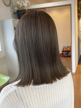 スタジオフィット(STUDIO FITTO) ハイライトカラー　仕事されてる方用　【大人ブリーチ推奨】