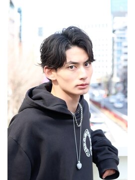 アーリー(Ali'i) アップバングマッシュウルフアッシュブラックマッシュパーマ