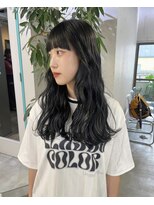 タロ(TALO)&nbsp;【TALO】カット×透明感暗髪ヘア