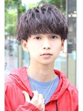 リップス レイ ギンザ(LIPPS Ray GINZA) スパイラル束感ツーブロック刈り上げマッシュ