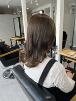 フー(feu)&nbsp;透け感ベージュカラー。