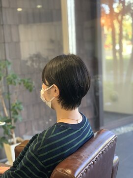 ラミール ヘアー ドレス(lamiell Hair Dress) くびれショート