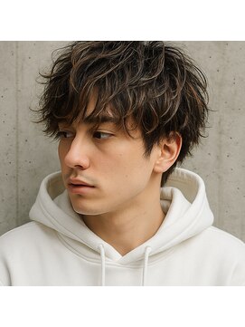 ラムデリカ(LUMDERICA) 20代30代オススメ黒髪×抜けるハイライト × ニュアンスパーマ