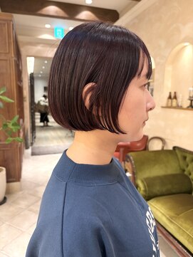 ビュートリアム265(BEAUTRIUM 265) ★ミニボブ/バーガンディ/ラベンダー/前髪あり小顔ボブ/銀座20代