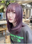 ヘーゼルベージュバタフライカットミディアムレイヤーカットボブ