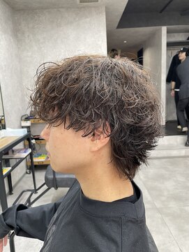 グロウ(GLOW) スクリューパーマ