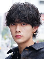 レタッチバイフィフス(RETOUCH by fifth) センターパートメンズマッシュパーマニュアンスパーマ刈り上げ