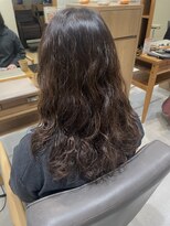 エテレ(etele) オリーブグレージュカラー