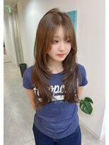 クイ(quii) たっぷりハッシュレイヤーと人気のヘーゼルベージュカラー◎