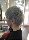 ホワイトグレーショート