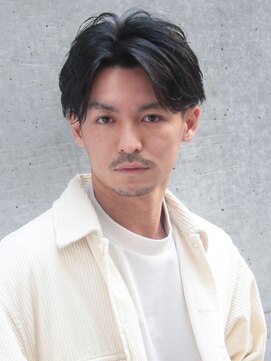 リード(REEED) 大人センターパート 大人男子向け 美容室 【青山店】