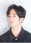 センターパート*ゆるパーマメンズショート〔銀座、有楽町〕
