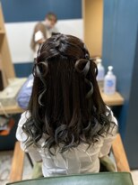 ヘアサロンアンドヘアメイクディー(hair salon hair make D)&nbsp;仙台D　ヘアセット ヘアアレンジ リボンハーフツイン