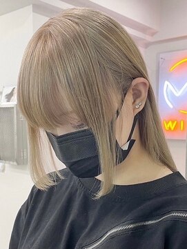 ウィコ 新宿(WICO) ミルクティーベージュ［ケアブリーチ/ペールベージュ[新宿駅]