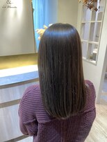 アンド ラ ブランシュ(&.La Blanche)&nbsp;イメチェンヘアスタイル/フェミニンロング/ダークアッシュ/大宮