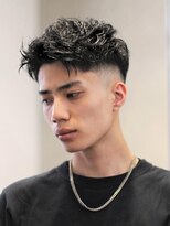 ガズル ハラジュク(GUZZLE HARAJUKU)&nbsp;大人メンズスパイキーベリーショート～スキンフェードを添えて～