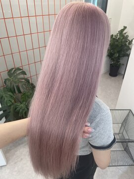 ペレ 渋谷(PELE) 黒髪/グレーベージュ/レイヤーロング/前髪パーマ/渋谷