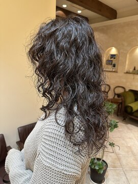 ビュートリアム265(BEAUTRIUM 265) ハードパーマ/強めパーマ/クリクリパーマ/ロングレイヤー銀座