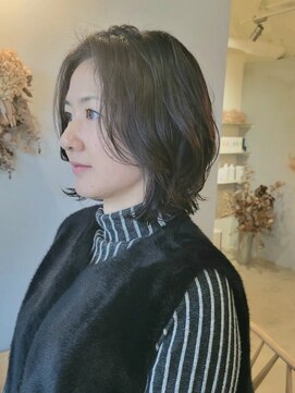 トレ(TRE) 浮遊感が大人可愛いパーマボブ