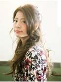 大人可愛いアレンジハーフアップ